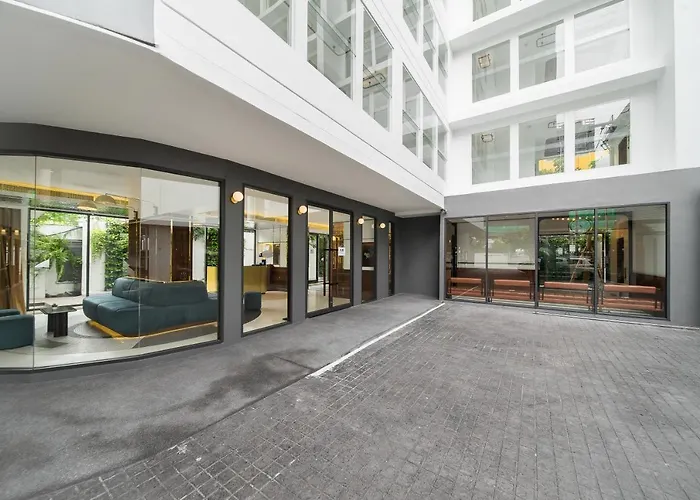 Amber Sukhumvit 85 バンコク都