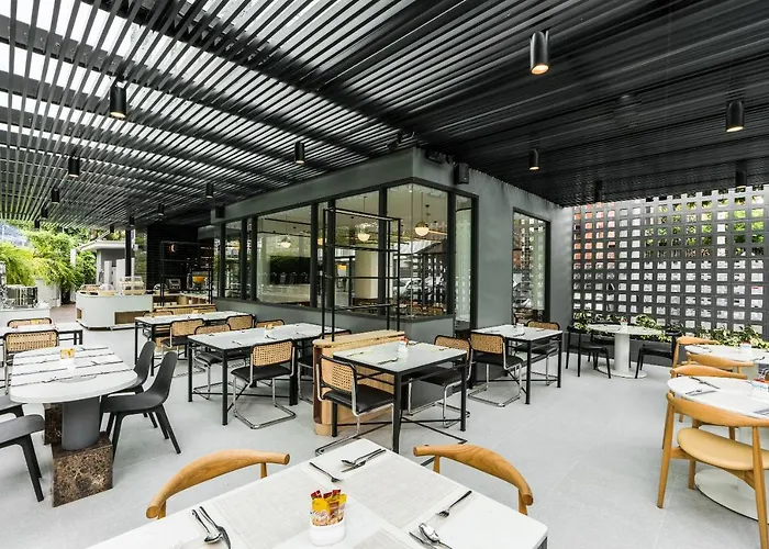 Amber Sukhumvit 85 Hotel Bangkok