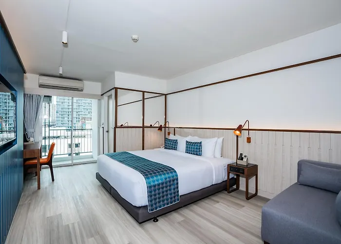 Amber Sukhumvit 85 3* バンコク都