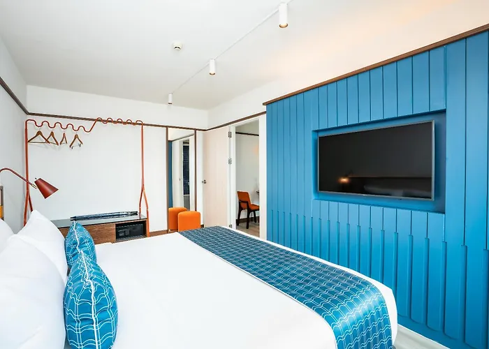 ホテル Amber Sukhumvit 85