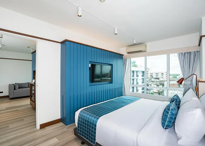 Amber Sukhumvit 85 Hotel