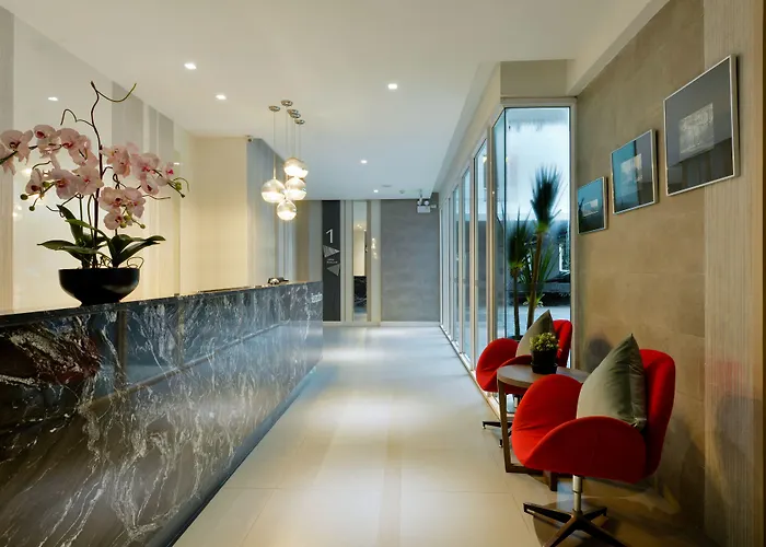 Hotel Amber Sukhumvit 85