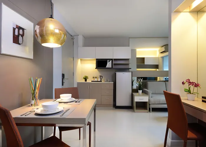 Amber Sukhumvit 85 バンコク都
